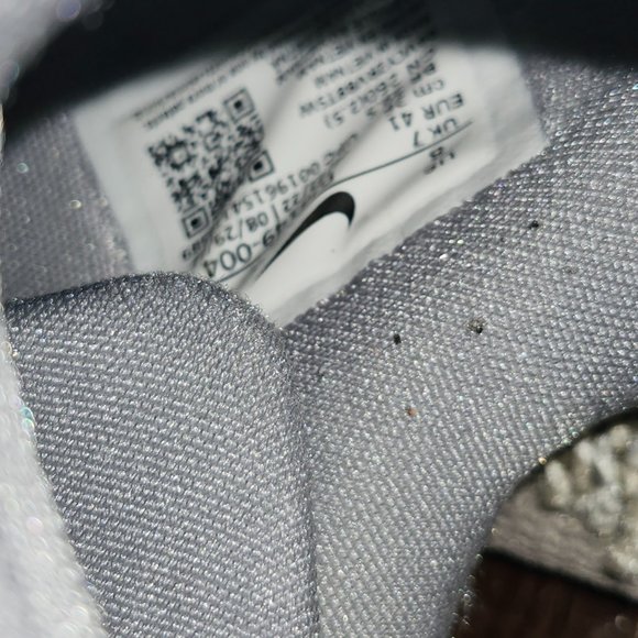 NIKE ZOOM FREAK IV INDOOR BASKETBALL USE ONLY SON OUTGREW SIZE 8 - Picture 7 of 8